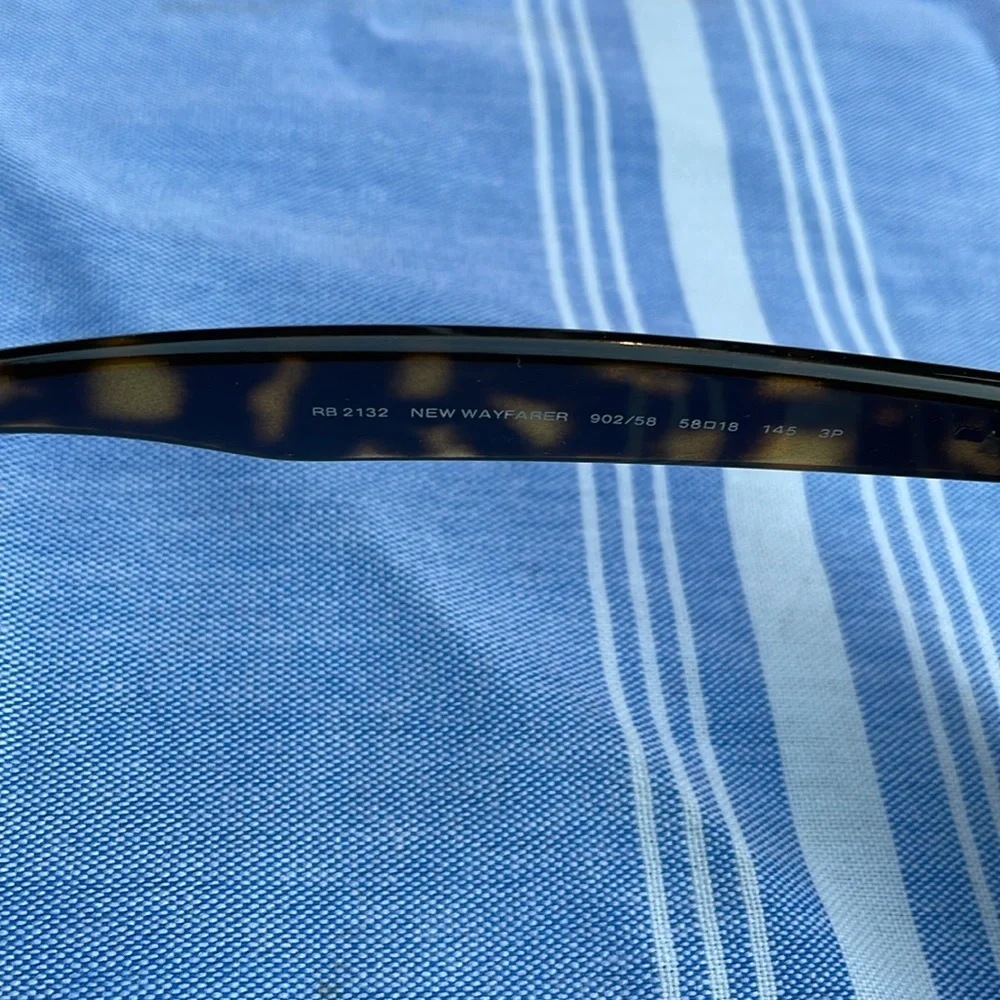 Ray Ban P. - Picture 4 of 10